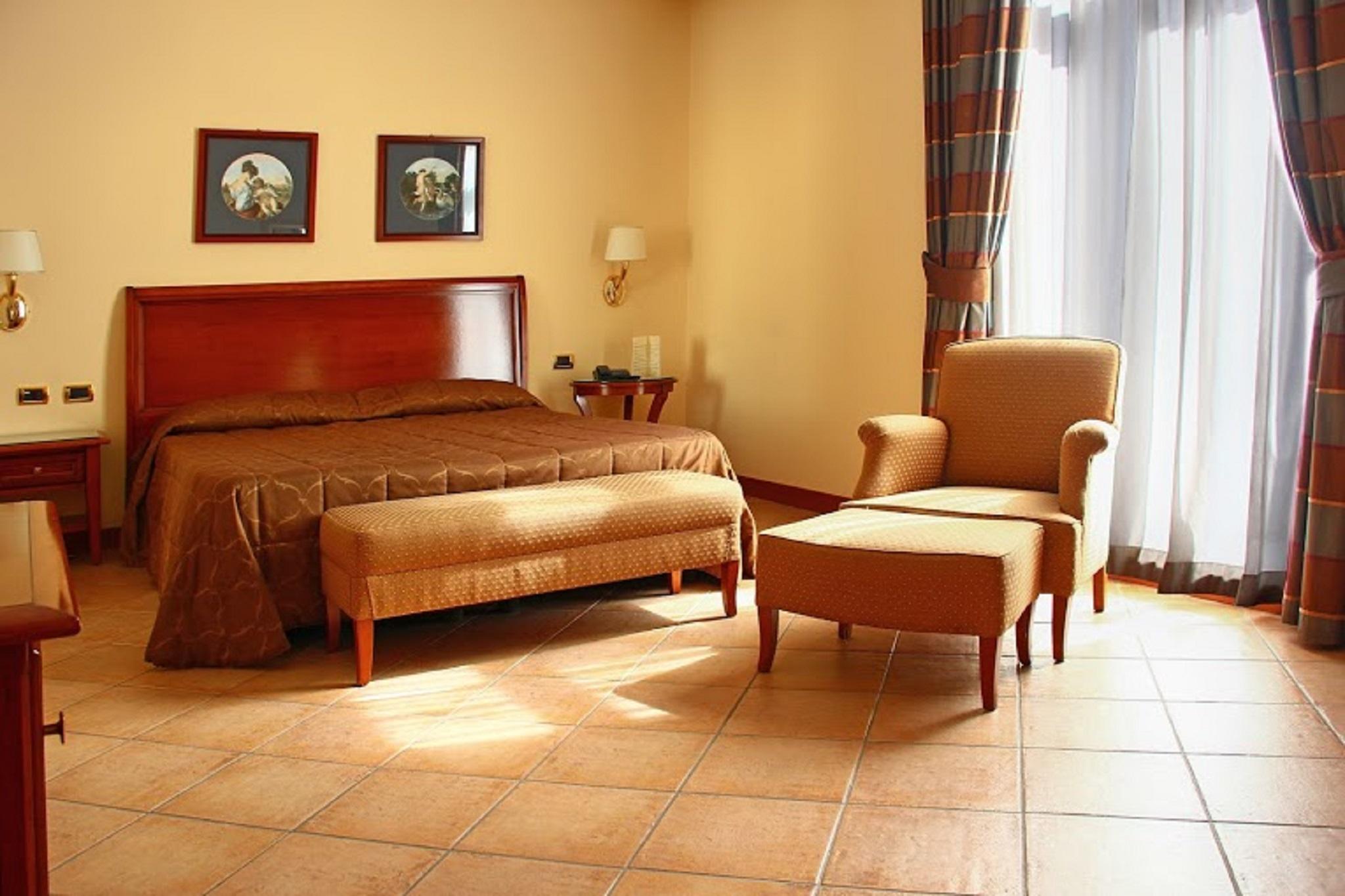 Le Cheminee Business Hotel Napoli Dış mekan fotoğraf