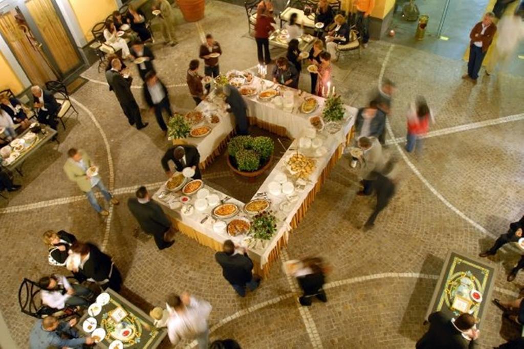 Le Cheminee Business Hotel Napoli Dış mekan fotoğraf