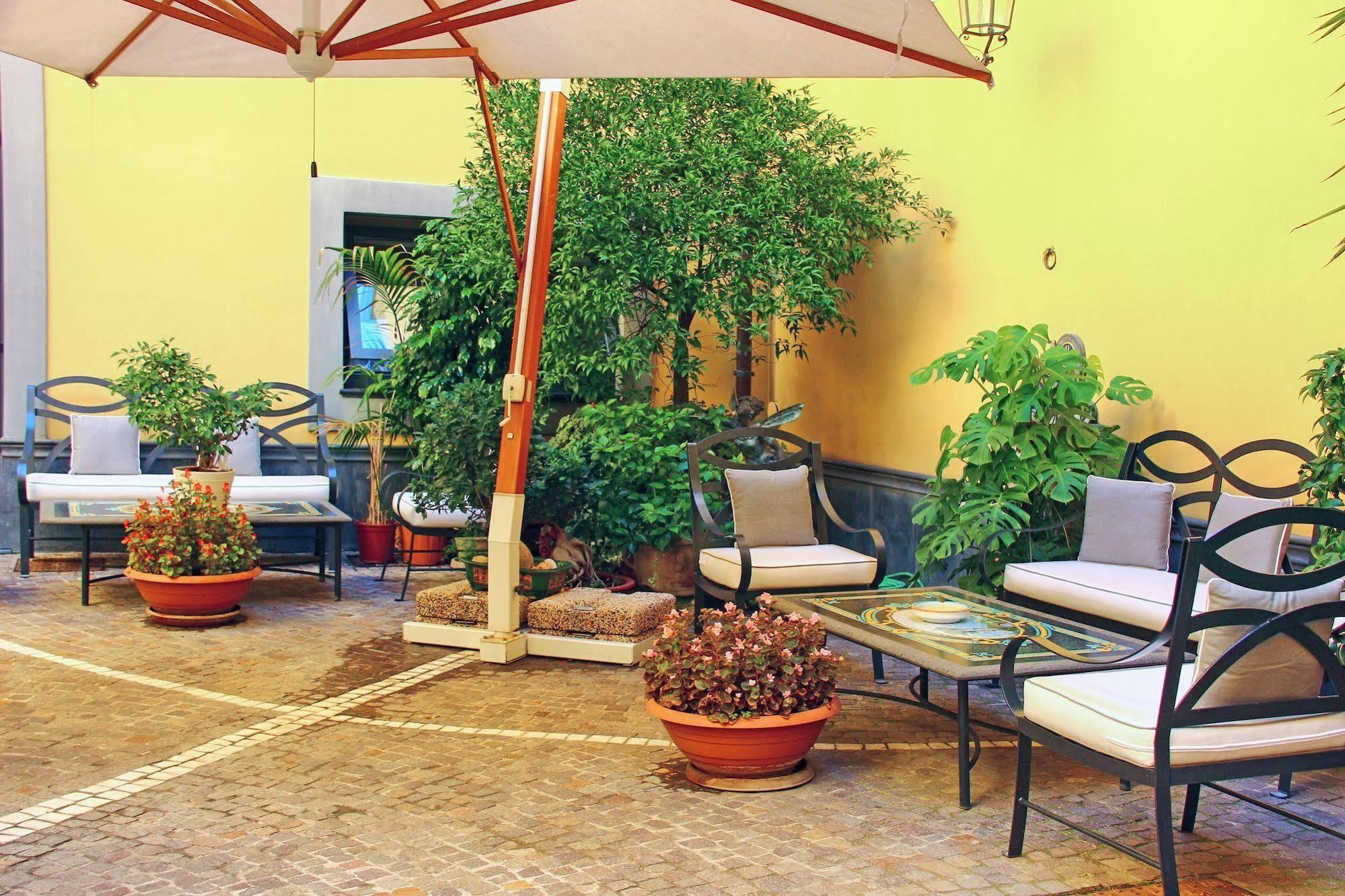 Le Cheminee Business Hotel Napoli Dış mekan fotoğraf